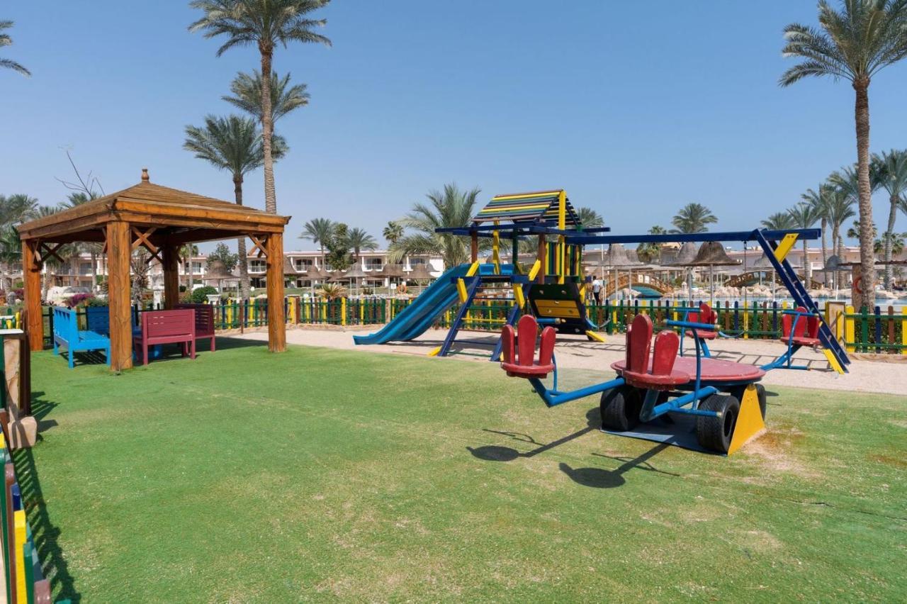 Parrotel Beach Resort Sharm el-Sheikh Exterior photo Playground at the resort