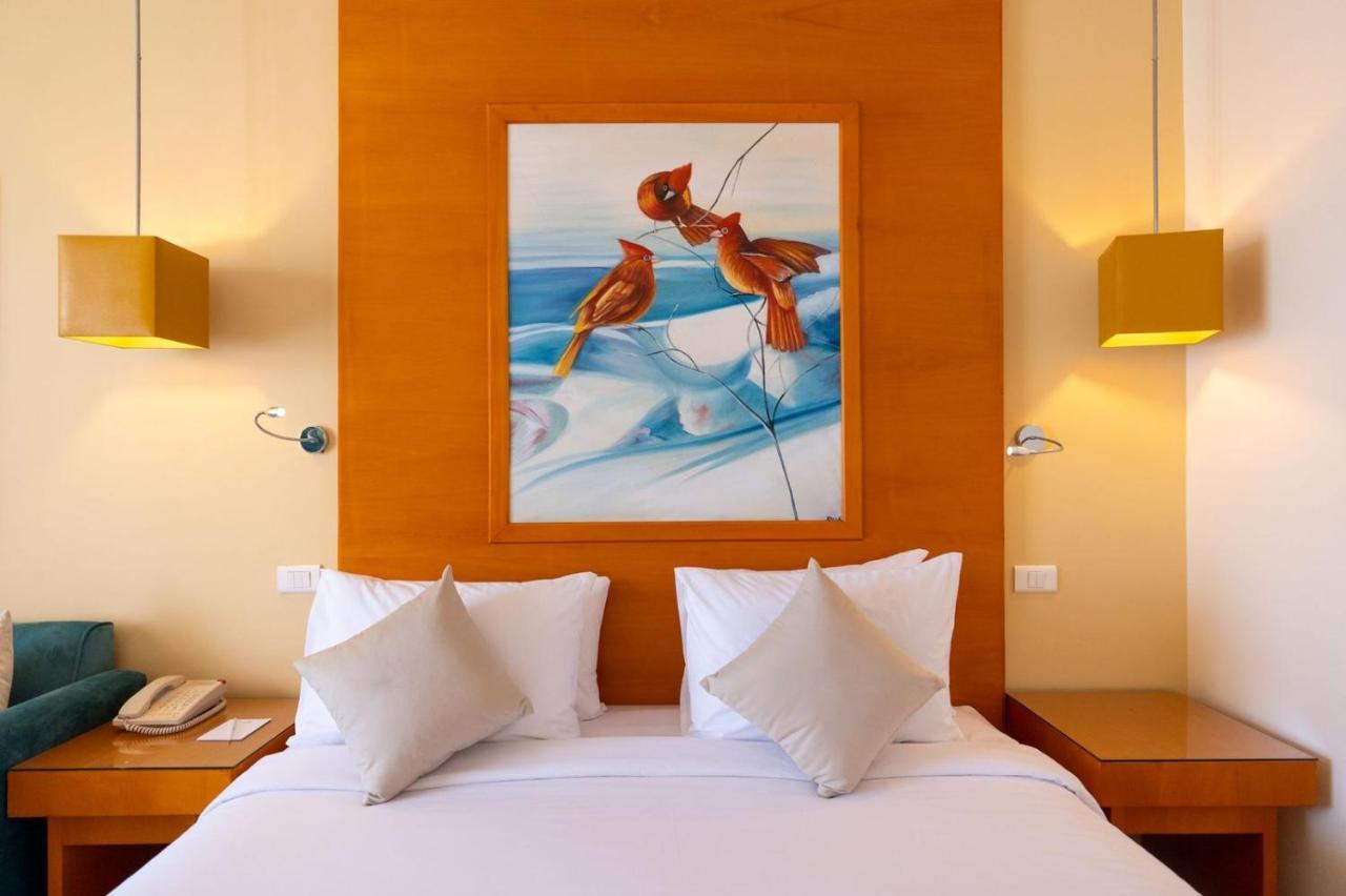 Parrotel Beach Resort Sharm el-Sheikh Exterior photo A bedroom at the hotel