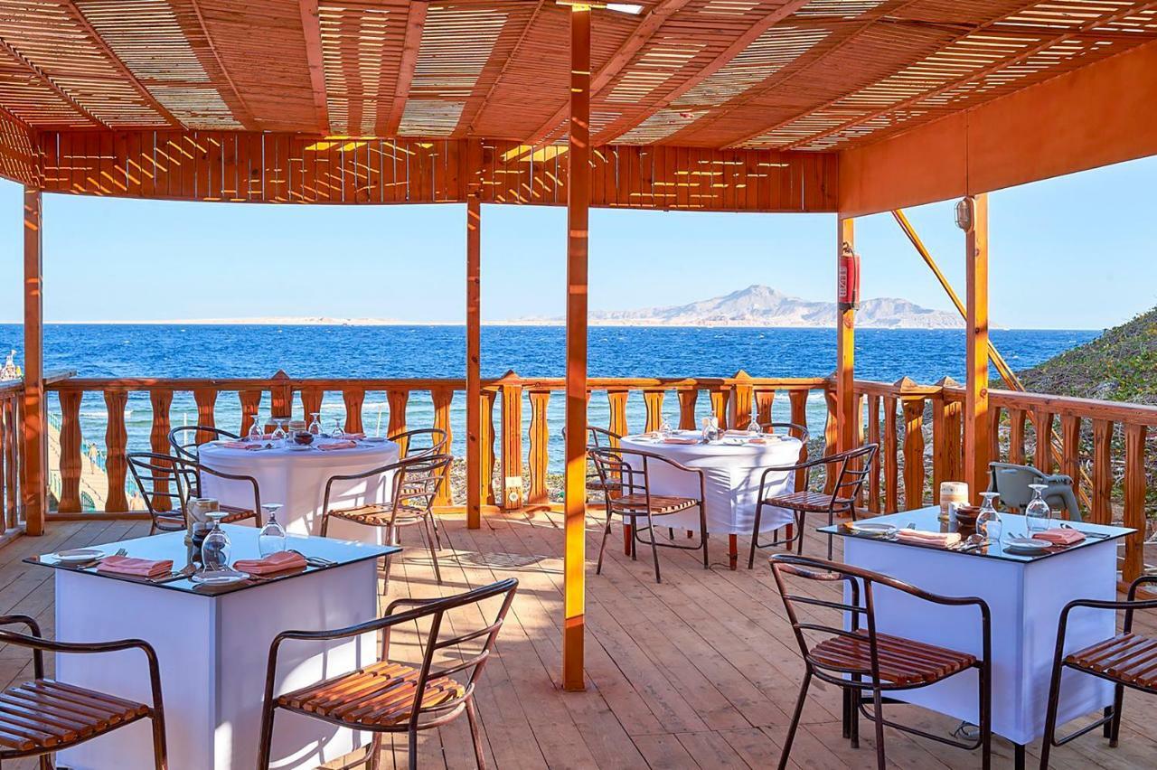 Parrotel Beach Resort Sharm el-Sheikh Exterior photo Restaurant in Egypt